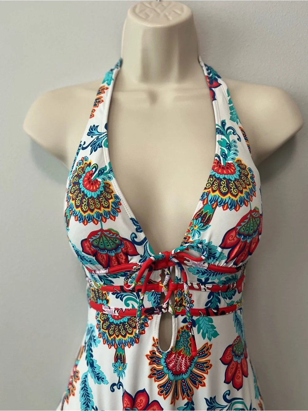 Tommy Bahama size euc bahama